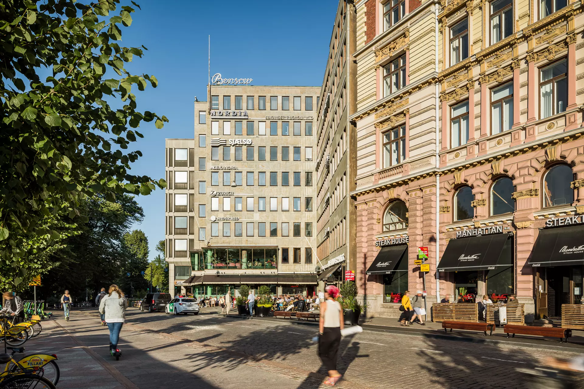 Julkisivu_Eteläesplanadi_frontside